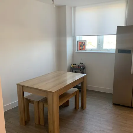 The Hutch Homestay London