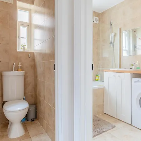 Spacious 3bd Flat W Garden Near Clapham Common Appartement