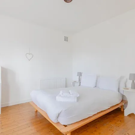 Spacious 3bd Flat W Garden Near Clapham Common Appartement Londres