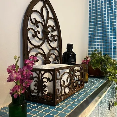 Creative Oasis In The Heart Of *
