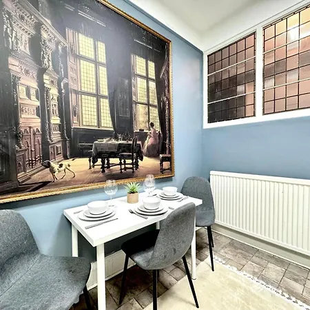Marylebone Family Four Bedroom *
