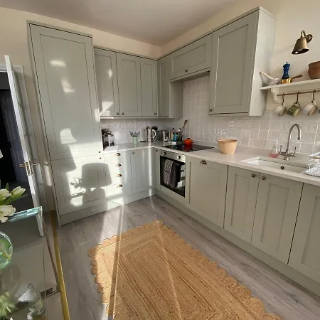Apartment Pretty Putney Flat Close To The River London