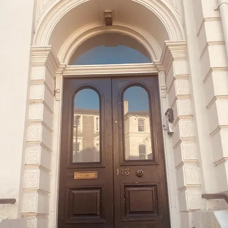 Apartment Iconic Location 3 Bed 2 Bath Flat Near Regents Park *