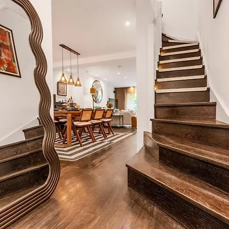 New 3lvl 3br With Garden, Prime Knightsbridge *