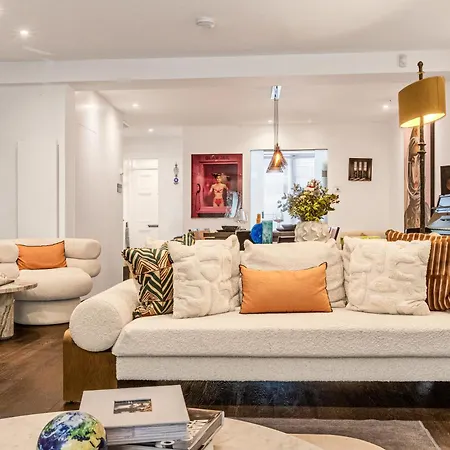 Apartment New 3lvl 3br With Garden, Prime Knightsbridge *