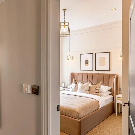 Astounding 4br Haven With Garden Queens Park Tube London
