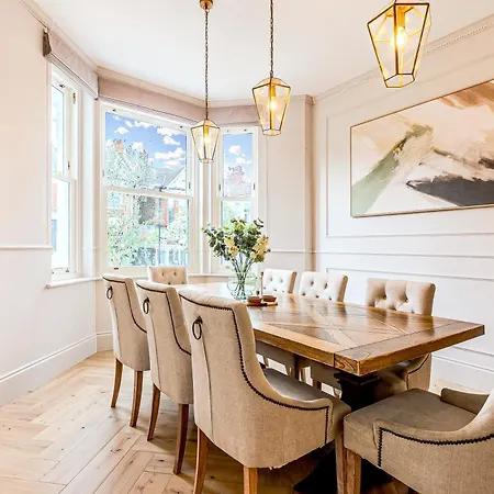 Astounding 4br Haven With Garden Queens Park Tube Apartment London