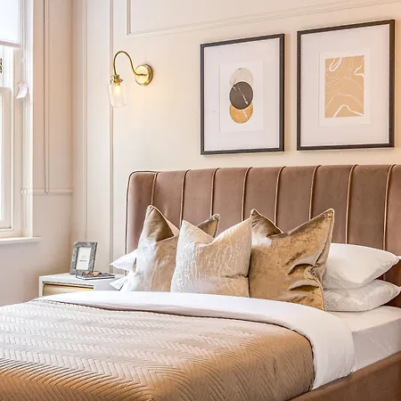 Apartment Astounding 4br Haven With Garden Queens Park Tube *