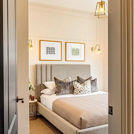 Apartment Astounding 4br Haven With Garden Queens Park Tube