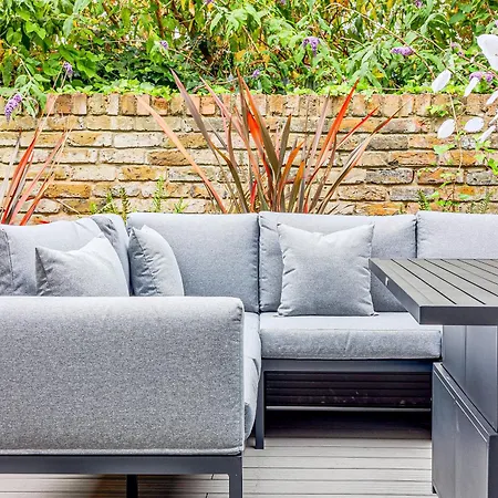 Astounding 4br Haven With Garden Queens Park Tube Apartment