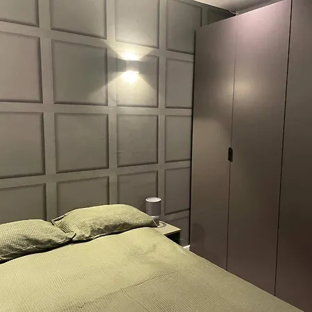 Apartment Nw119sg-modernapt-2guests-2br-1minhighstreet