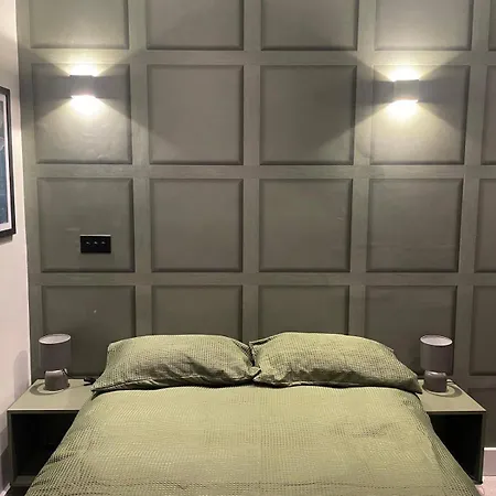 Nw119sg-modernapt-2guests-2br-1minhighstreet *