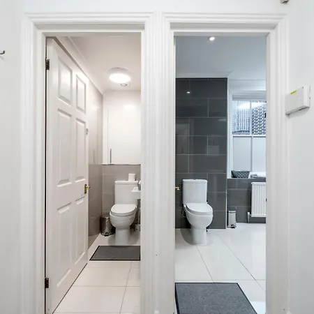 Spacious Canary Wharf Near 02 Arena, Excel Exhibition Centre, With Free Parking & Wifi