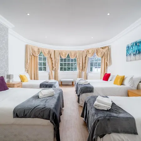 Spacious Canary Wharf Near 02 Arena, Excel Exhibition Centre, With Free Parking & Wifi London