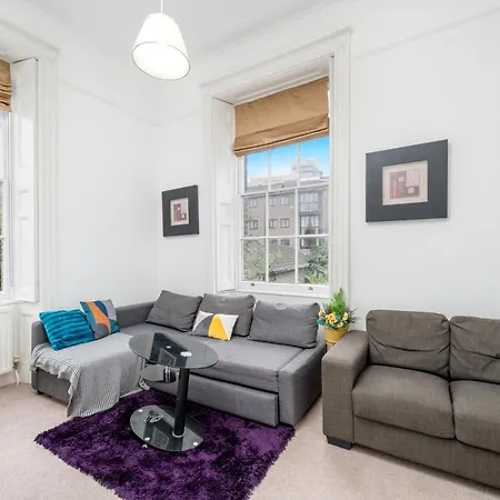 Apartment Spacious Canary Wharf Near 02 Arena, Excel Exhibition Centre, With Free Parking & Wifi