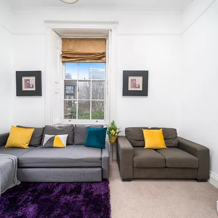 Spacious Canary Wharf Near 02 Arena, Excel Exhibition Centre, With Free Parking & Wifi Apartment London