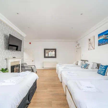 Spacious Canary Wharf Near 02 Arena, Excel Exhibition Centre, With Free Parking & Wifi *