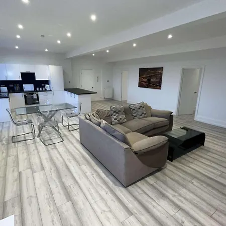 Luxury Wandsworth London