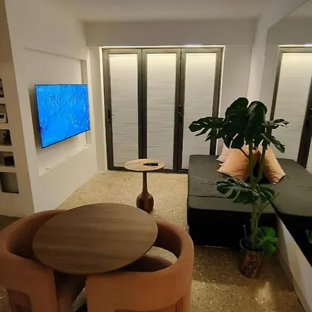 Apartment Loft By Let It B Travel