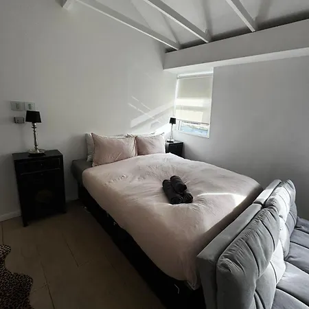 Loft By Let It B Travel Apartment *