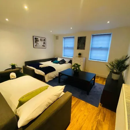 Gorgeous Flat In Apartment London