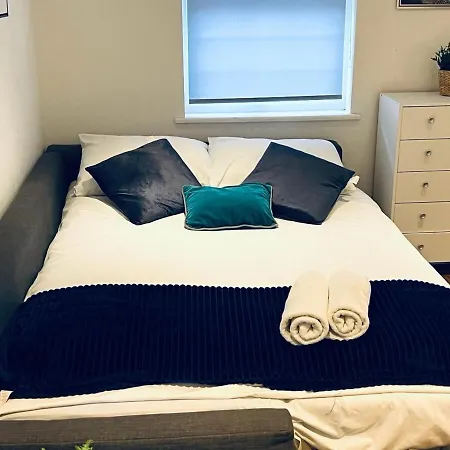 Gorgeous Flat In *