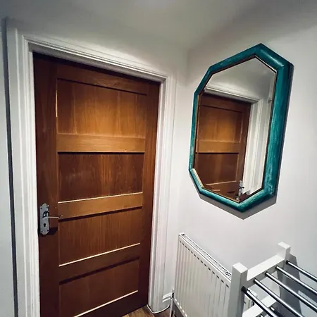 Gorgeous Flat In Apartment London