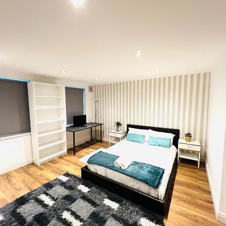 Gorgeous Flat In London