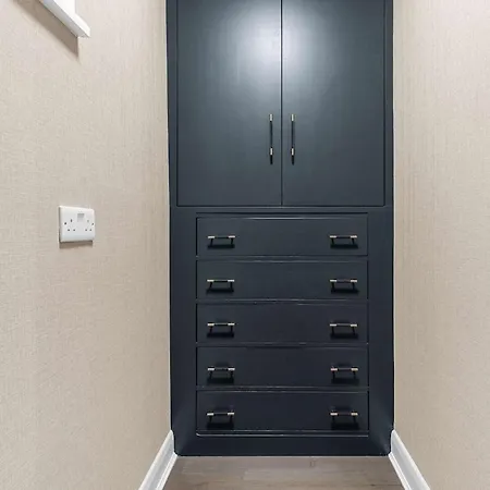 The Urban Hideaway Near Portobello Road Apartment