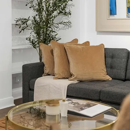 The Urban Hideaway Near Portobello Road
