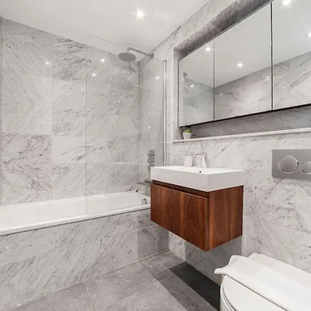 Stunning 2b Vauxhall Near Thames & Tube