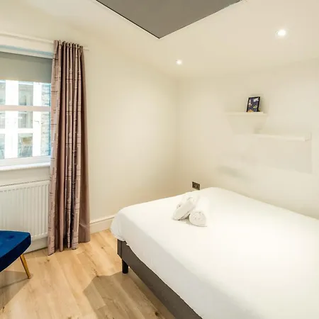 Holiday home Stylish 3b Fulham Flat W/garden Near Thames & Tube