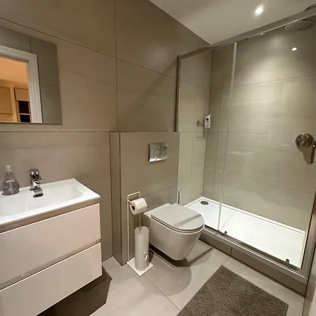 West One London