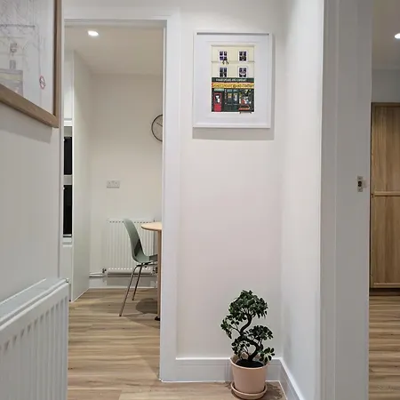 Apartment Stylish 2 Bedroom In North Finchley