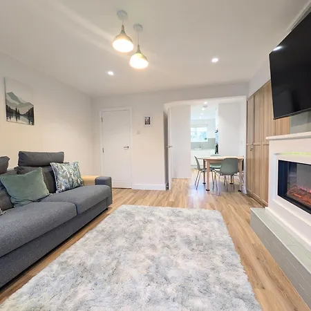 Stylish 2 Bedroom In North Finchley *