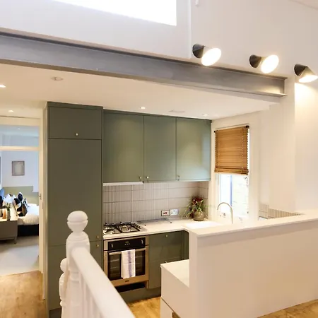The Kensal Hideout - Classy 2bdr *