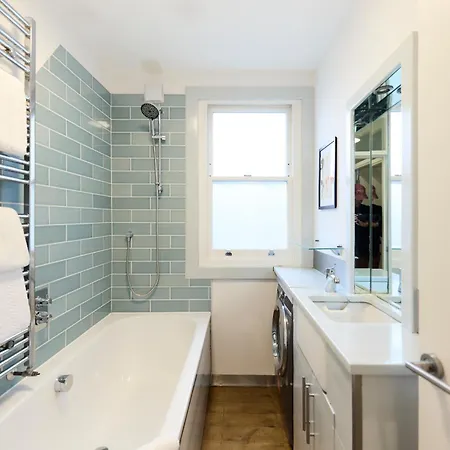 The Kensal Hideout - Classy 2bdr * London