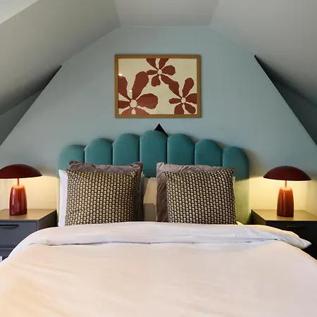 The Kensal Hideout - Classy 2bdr Apartment *