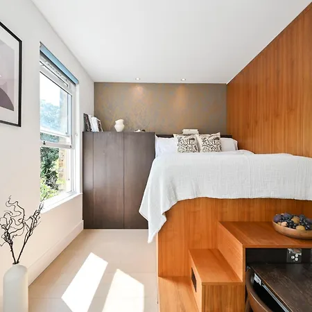 West Hampstead Apartment *