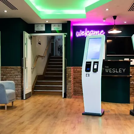 Szálloda The Wesley Euston 4*