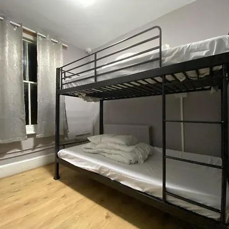 Queen Elizabeth Hostel Londýn