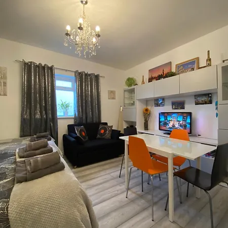 Apartment Da Giuseppe London