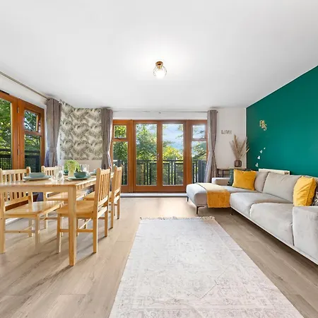 Apartment Croydon Fbs Retreat, Easy Access To