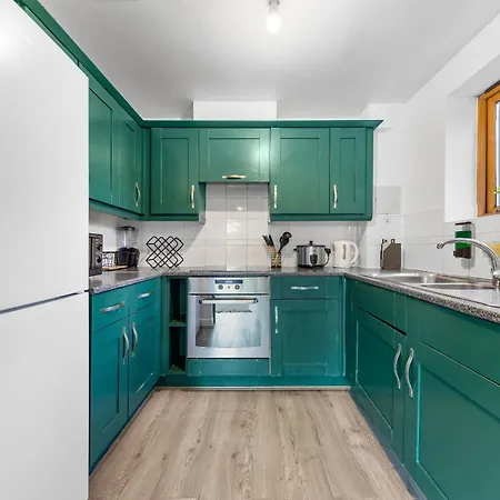 Croydon Fbs Retreat, Easy Access To Apartment Thornton Heath