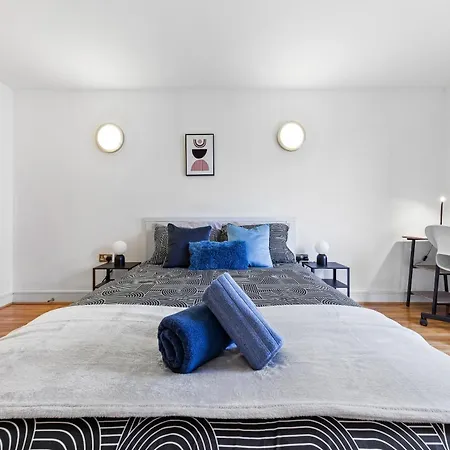 Croydon Fbs Retreat, Easy Access To Apartment *