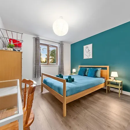 Apartment Croydon Fbs Retreat, Easy Access To Thornton Heath