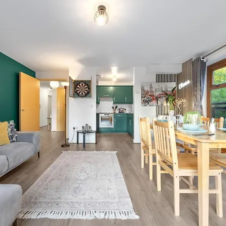 Croydon Fbs Retreat, Easy Access To Apartment Thornton Heath