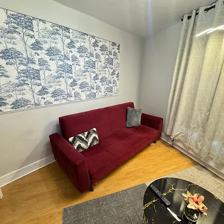Apartment Cozy Two Bedroom In *