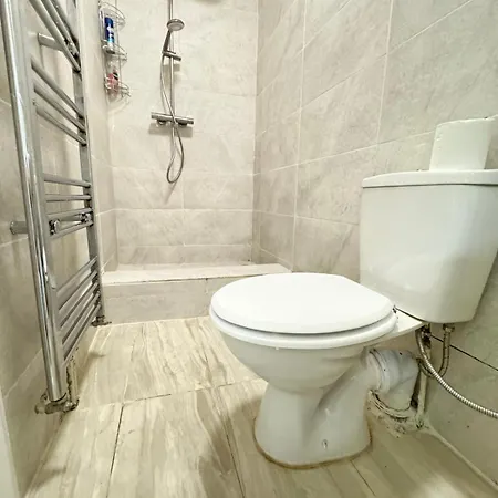 Apartment One Bedroom Flat Bell Street *