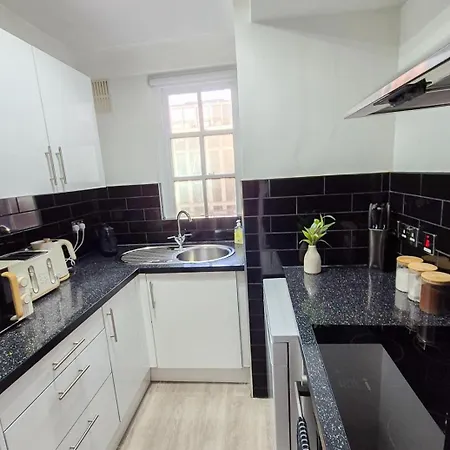 Gorgeous 2 Bedroom Flat Marylebone Edgware Road *